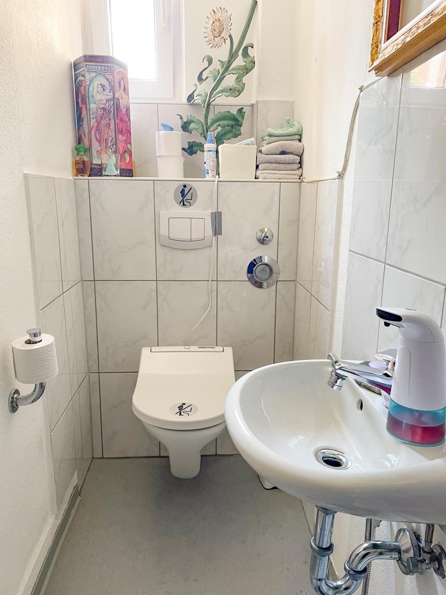 Zimmer In Kuenstlerwohnung Stuttgart Extérieur photo